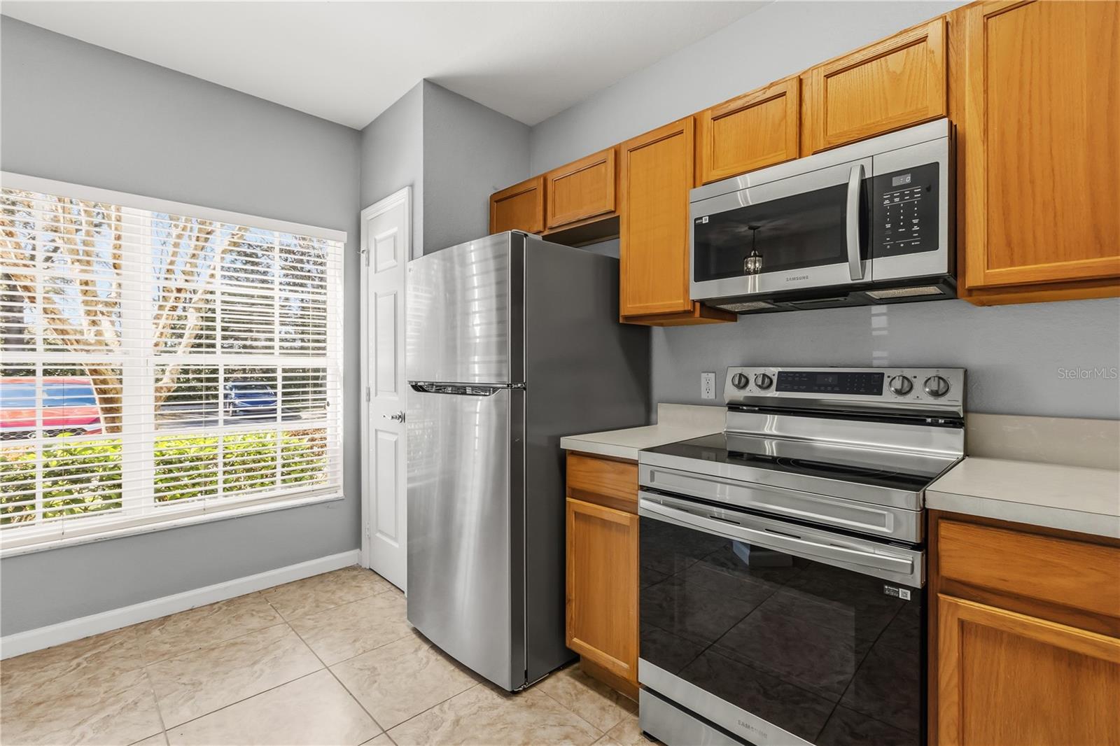 REGENCY OAKS UNIT ONE - Residential