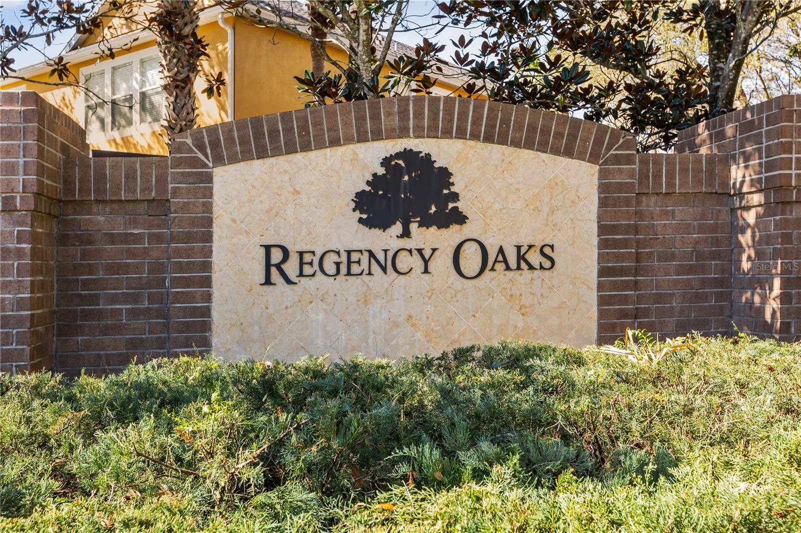 REGENCY OAKS UNIT ONE - Residential