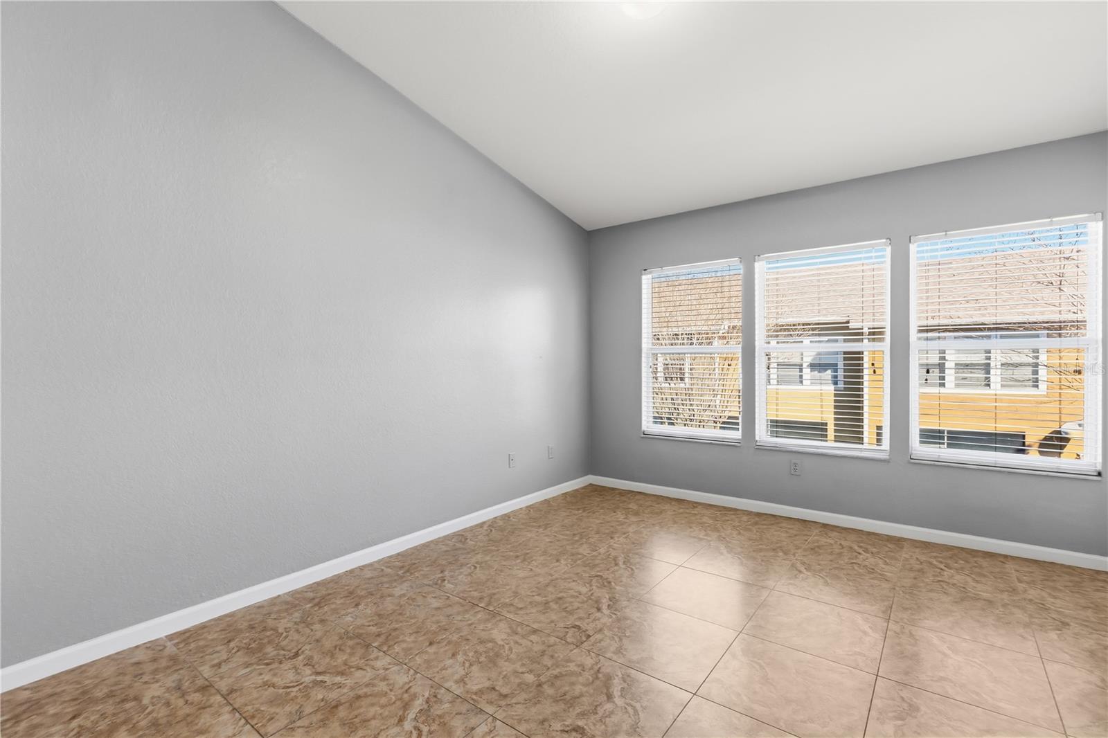 REGENCY OAKS UNIT ONE - Residential