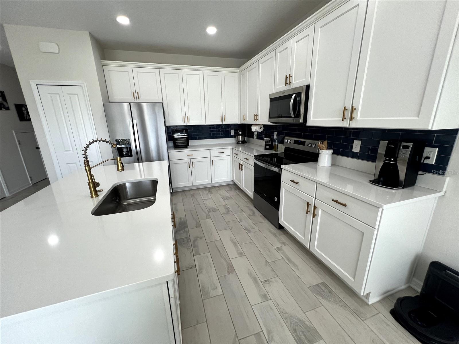 10922 BRIGHTLEAF COURT