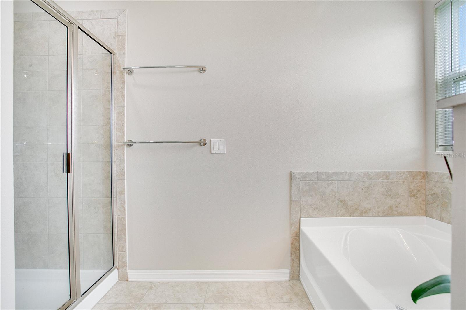 MAGNOLIA POINTE PH 1 - Residential Lease