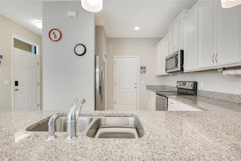 Tiny photo for 13540 Fountainbleau Drive, Clermont, FL 34711 (MLS # O6369503)