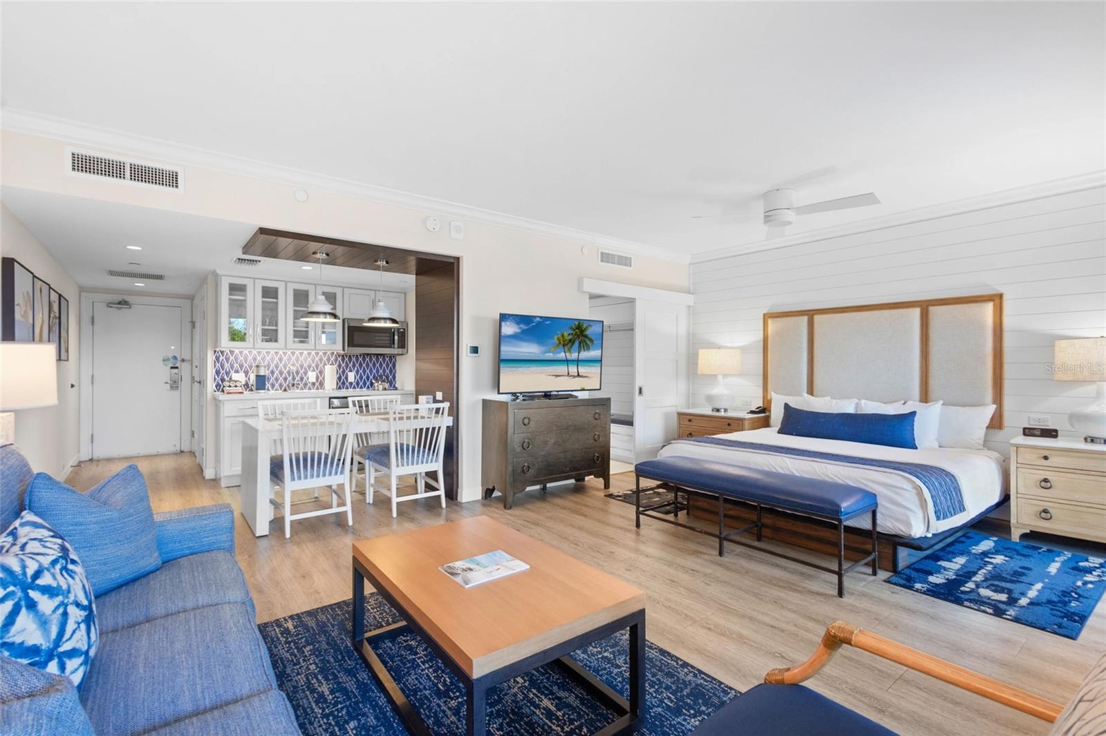 INN ON THE BEACH PH II - Residential