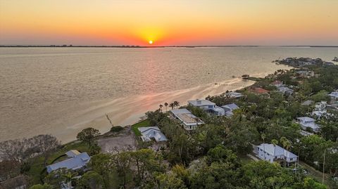 Photo of 3931 Bay Shore Road, Sarasota, FL 34234 (MLS # A4649616)