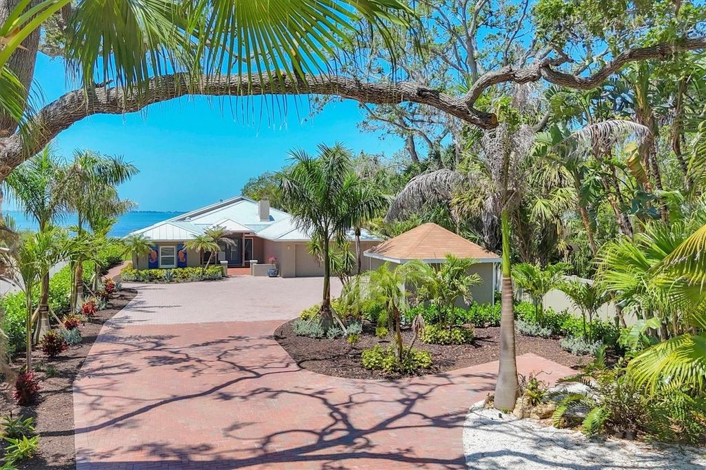 Photo of 3931 Bay Shore Road, Sarasota, FL 34234 (MLS # A4649616)