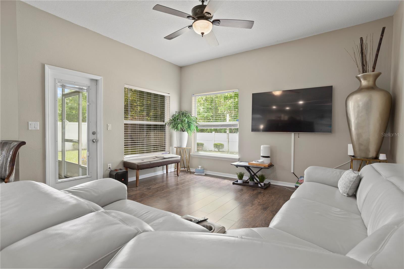 LAKE KEHOE PRESERVE 45/87 - Residential