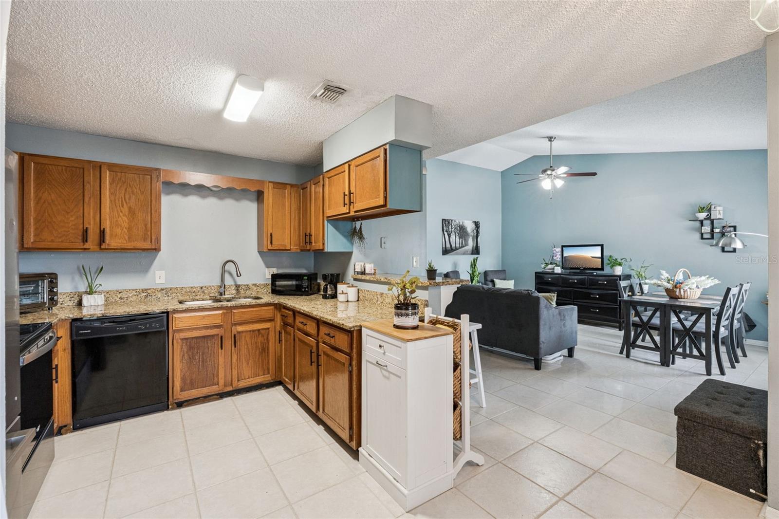 OAKLAND VILLAGE SEC 4 PH 1 - Residential