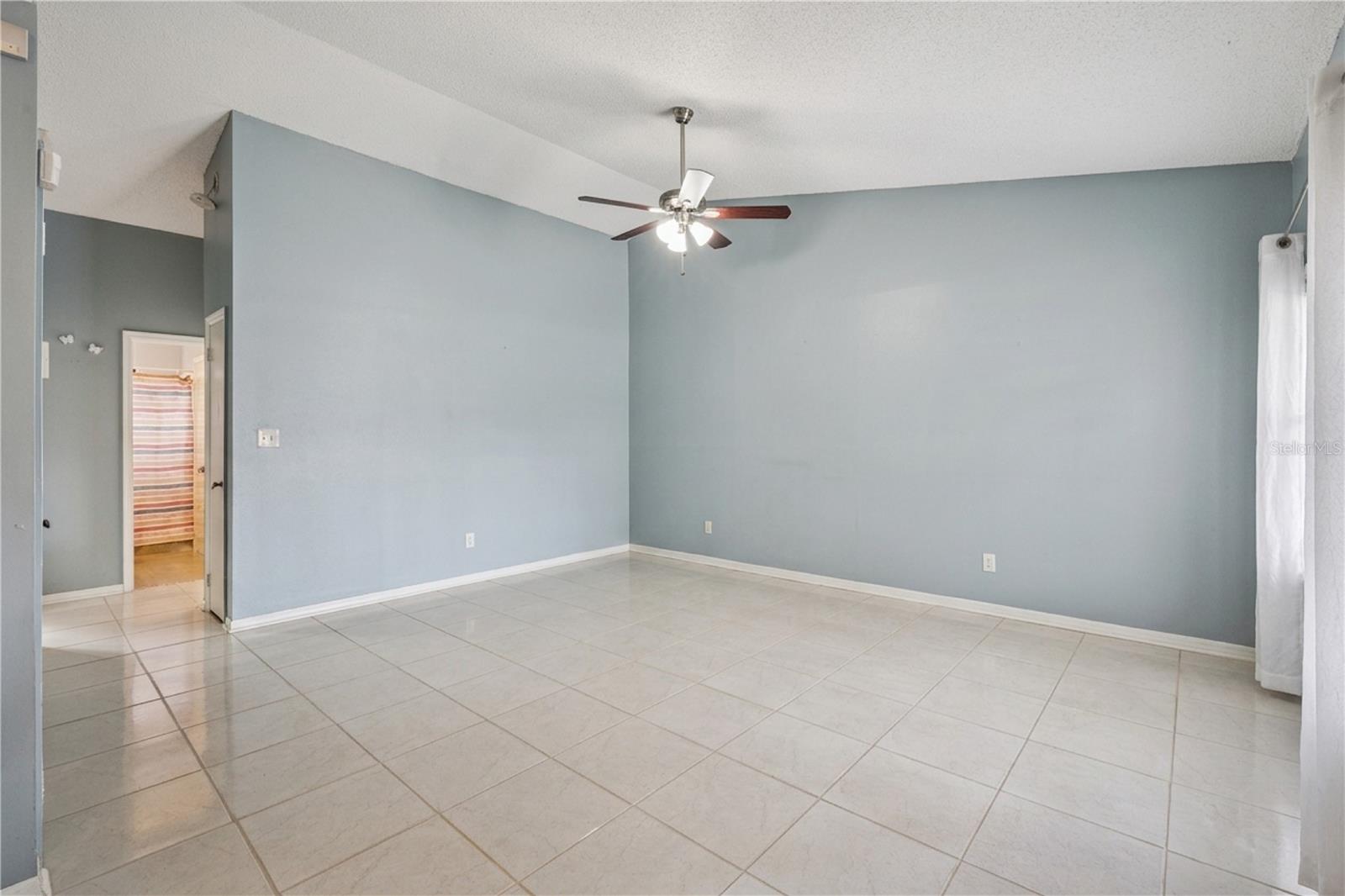 OAKLAND VILLAGE SEC 4 PH 1 - Residential