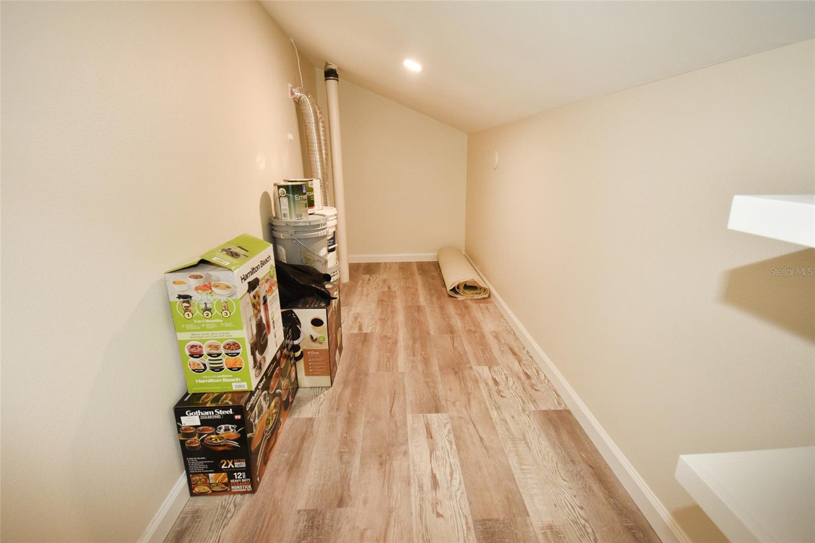 CORDOVA GARDENS IV - Residential