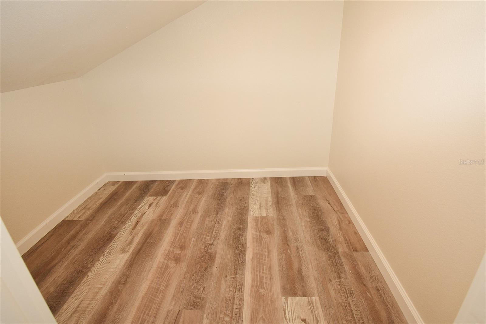 CORDOVA GARDENS IV - Residential