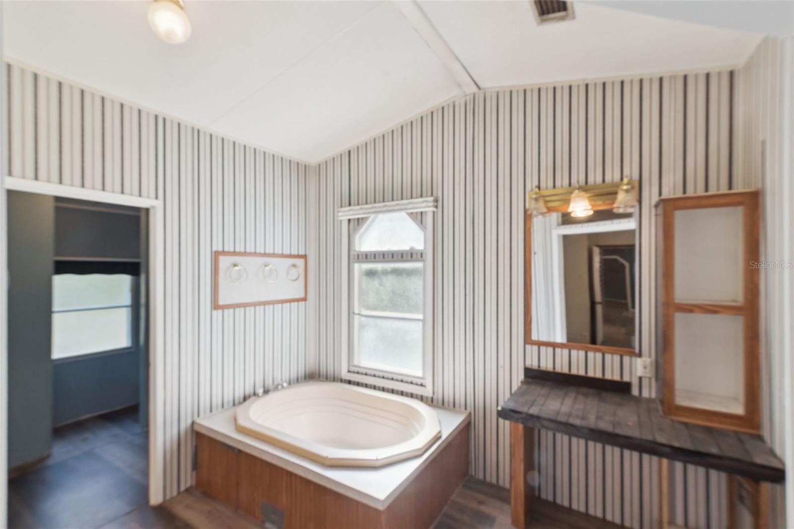 MERI OAKS NORTH - Residential