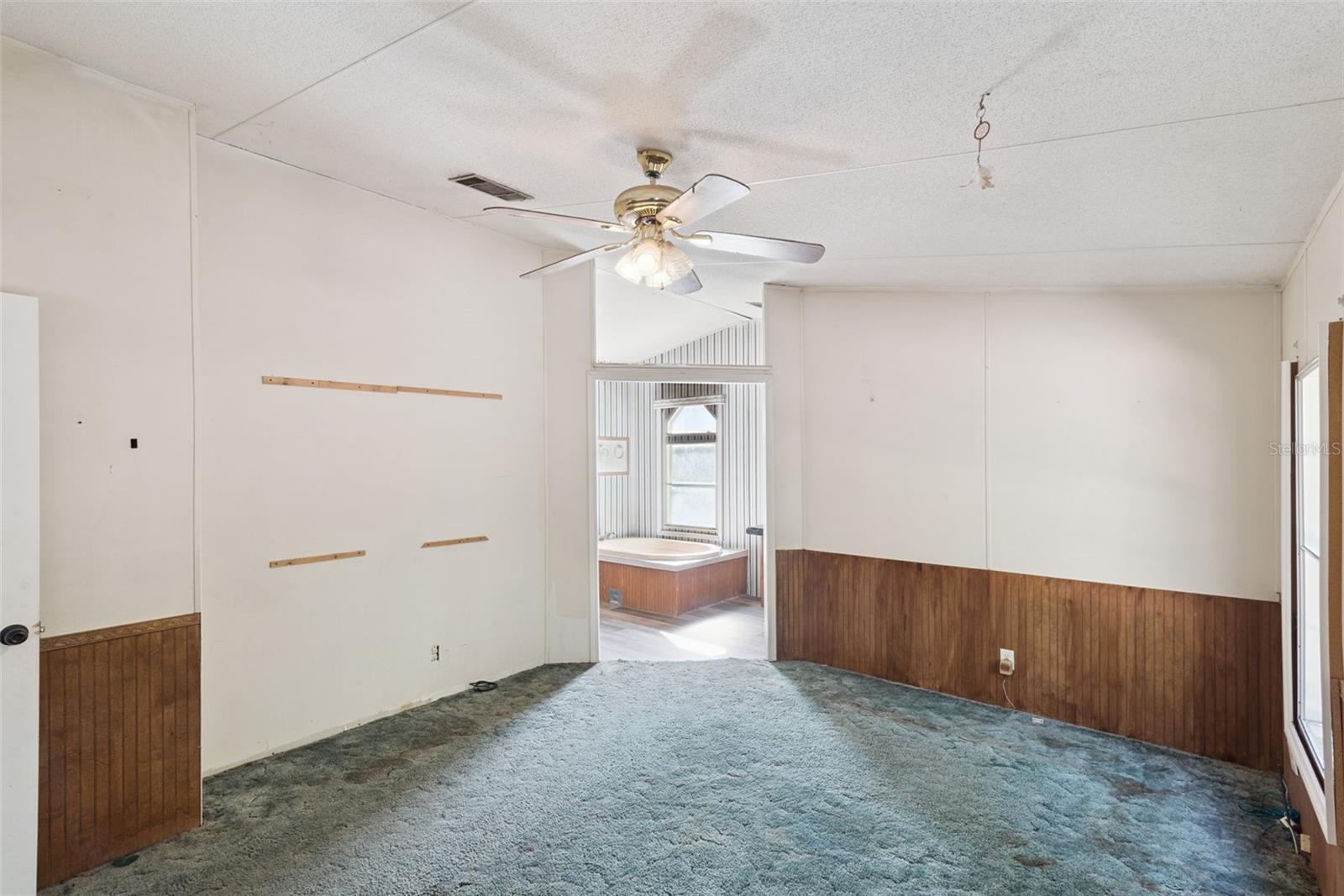 MERI OAKS NORTH - Residential