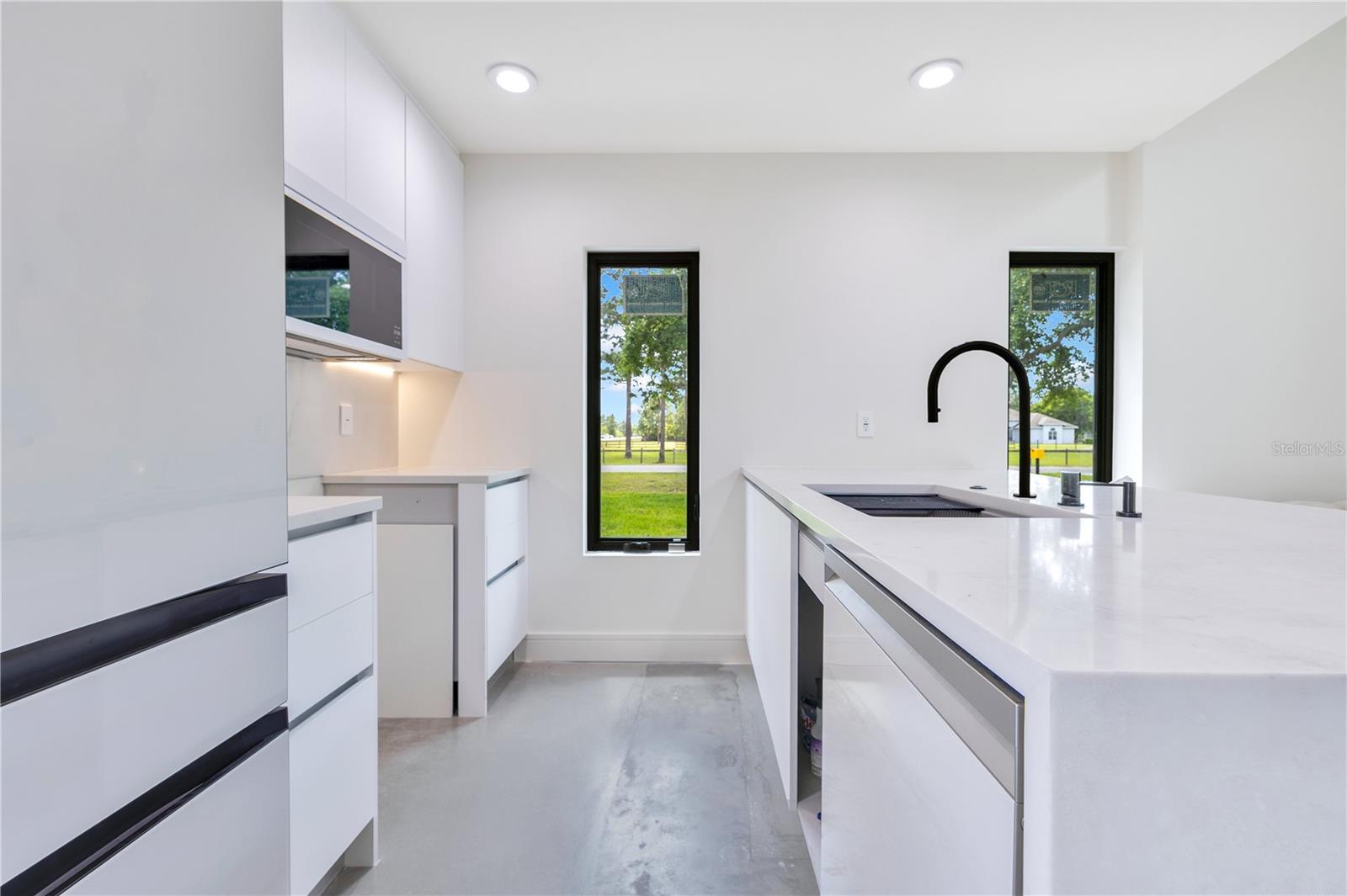 ROCKET CITYA - Residential