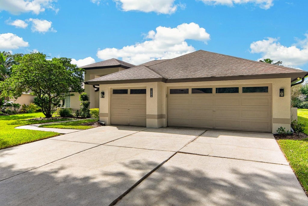 Photo of 16506 Longleat Drive, Lutz, FL 33549 (MLS # TB8550721)
