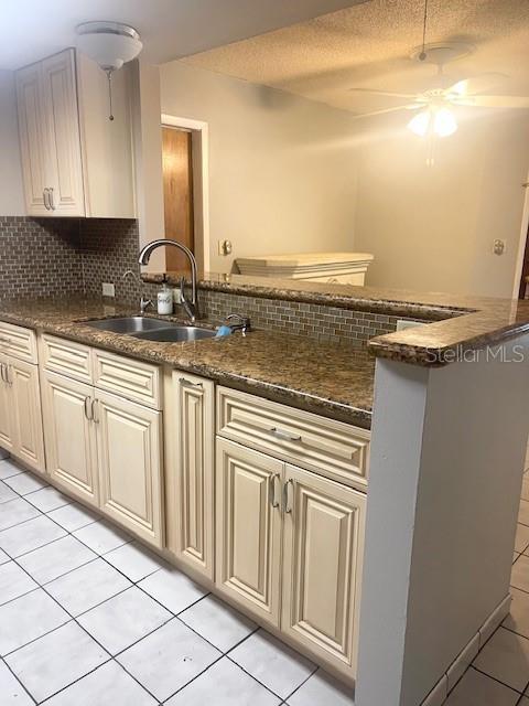 HIBISCUS GARDENS - Residential Lease