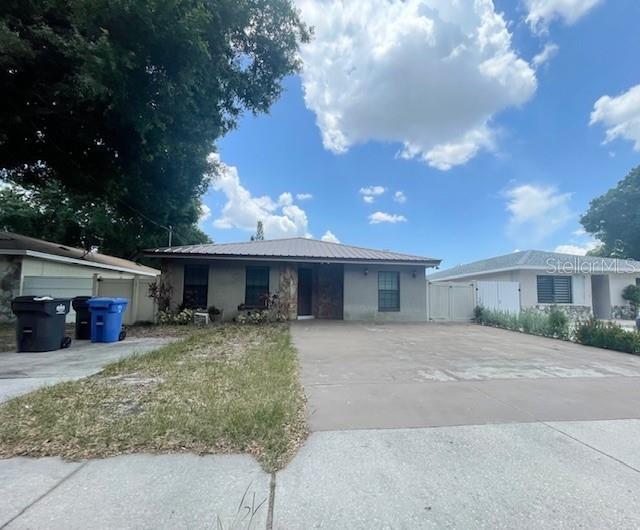 HIBISCUS GARDENS - Residential Lease