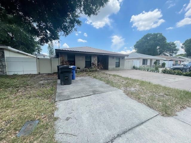 HIBISCUS GARDENS - Residential Lease