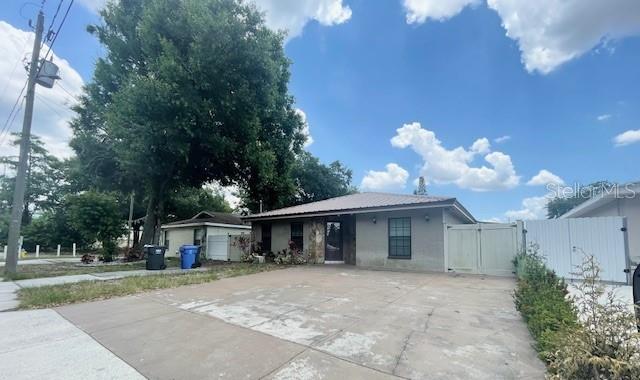 HIBISCUS GARDENS - Residential Lease