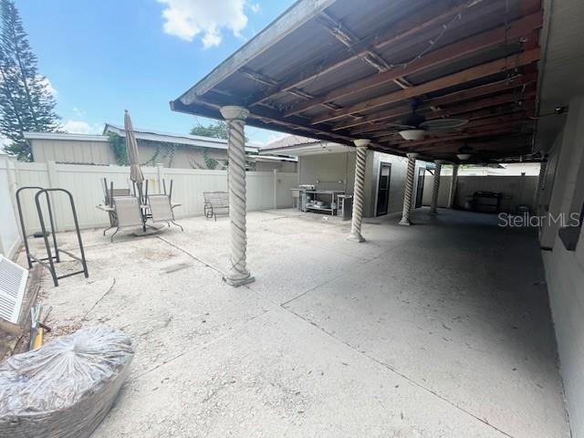 HIBISCUS GARDENS - Residential Lease