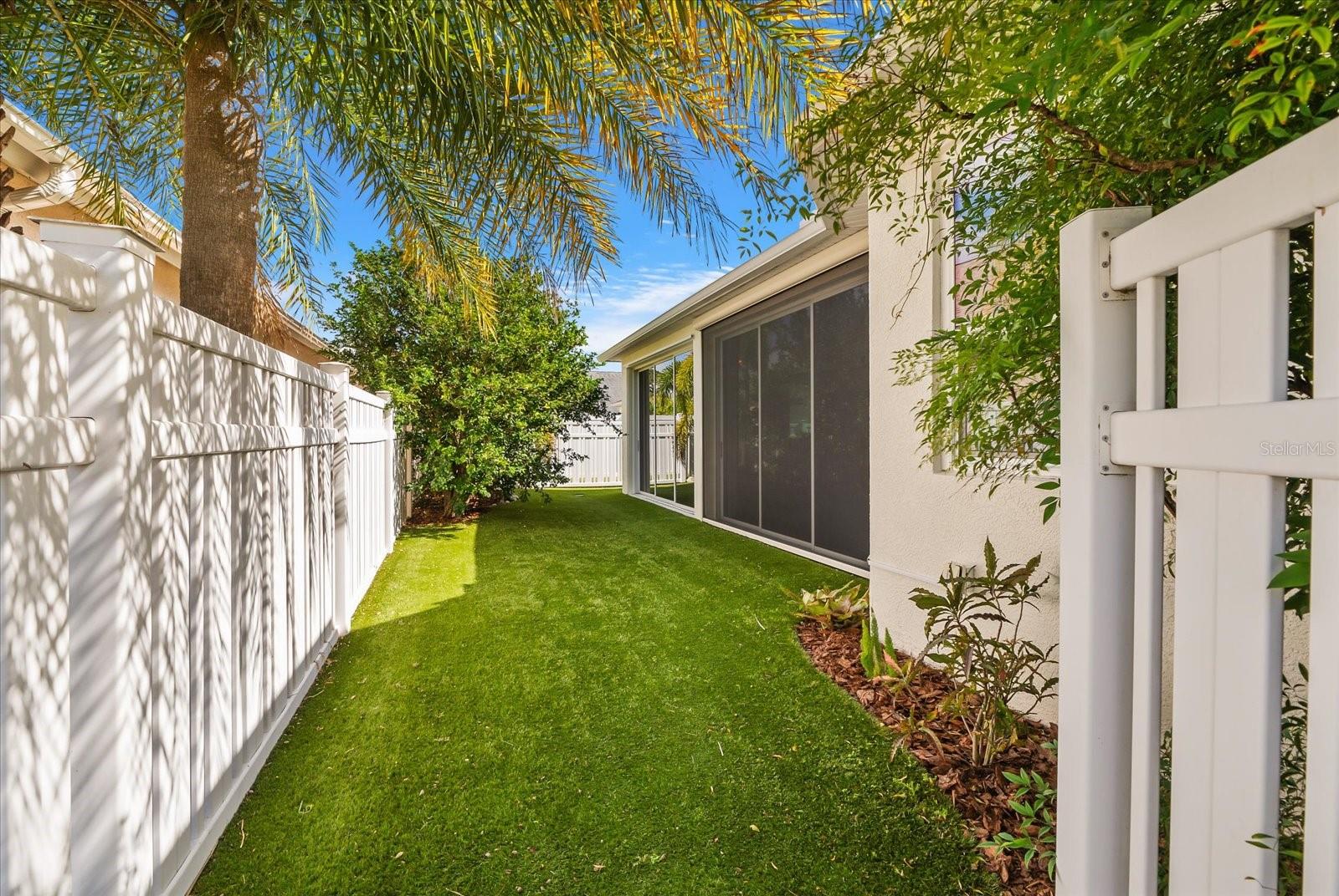 VILLAGE AT BEEKMAN PLACE SEC 3 - Residential