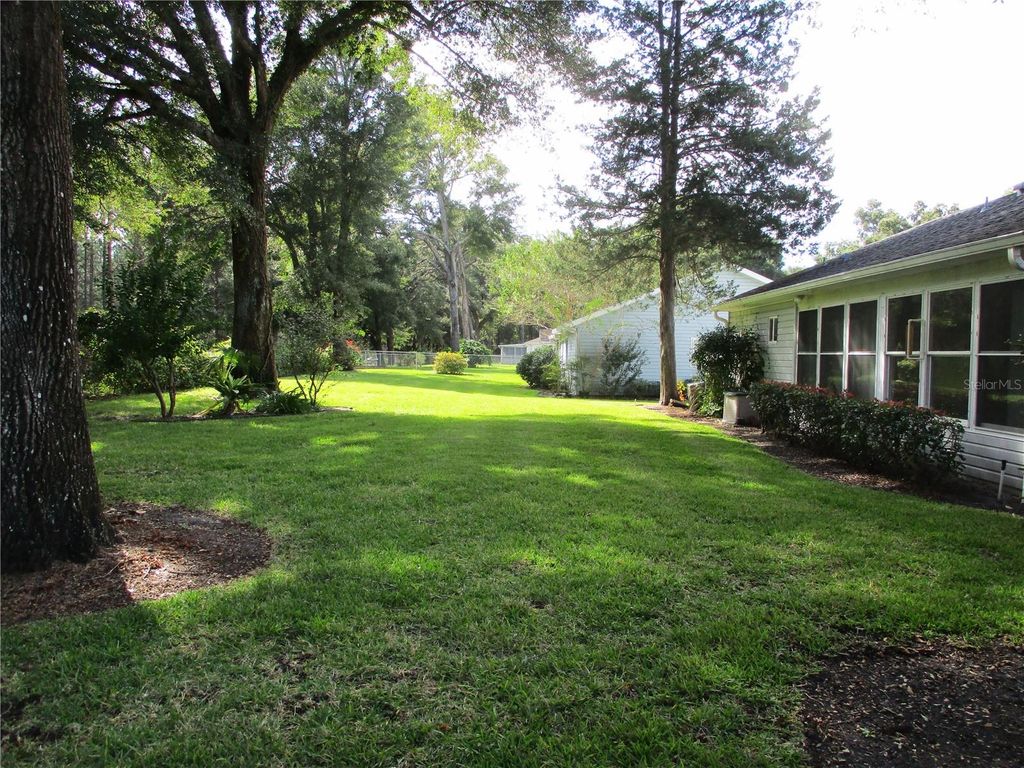 Photo of 14272 SW 112th Circle, Dunnellon, FL 34432 (MLS # OM700762)