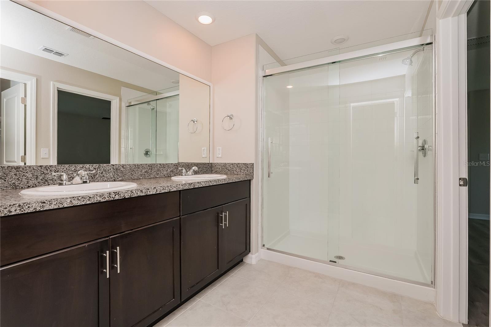 SOUTH FORK TR U - Residential Lease