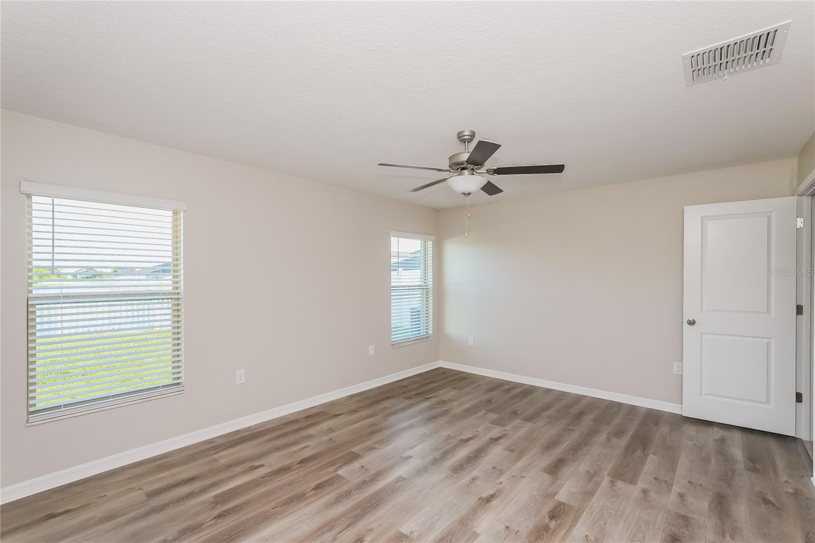 SOUTH FORK TR U - Residential Lease