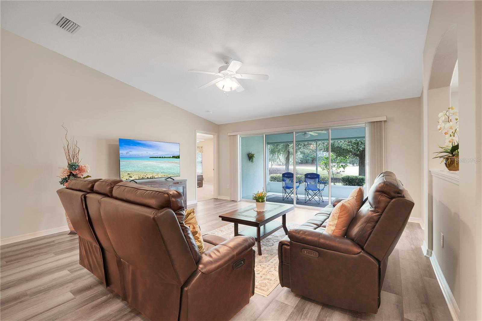 ARLINGTON RIDGE PH 02 - Residential