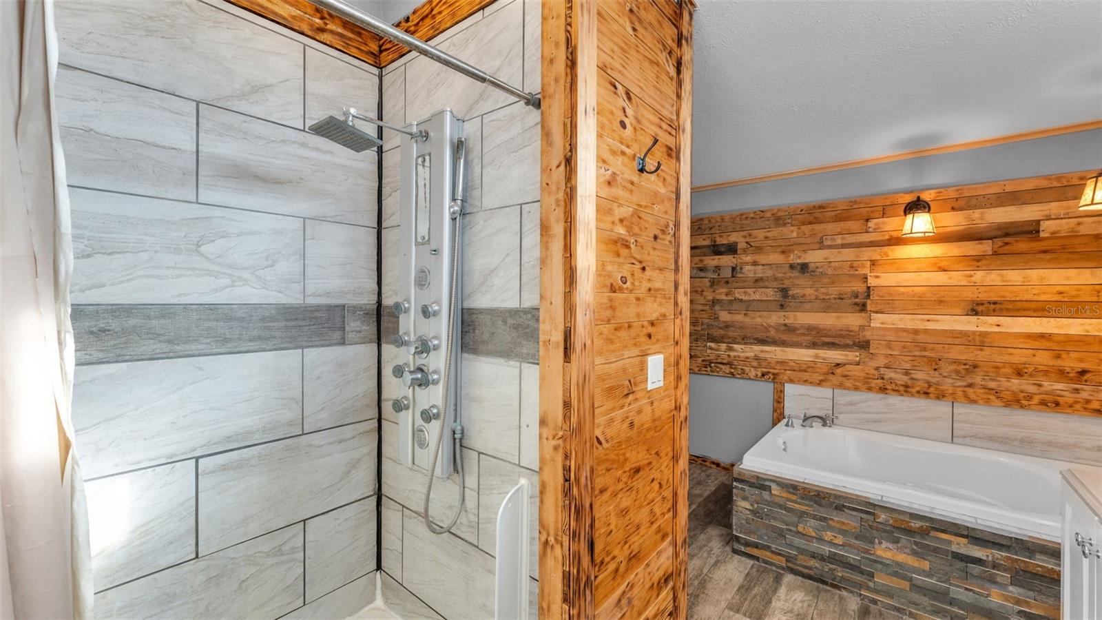 COUNTRY TRAILS PH 03 - Residential