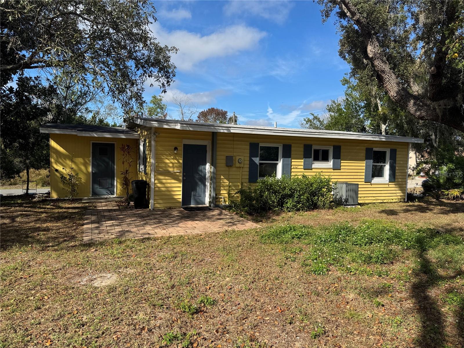 SPRING HILL - Residential Lease