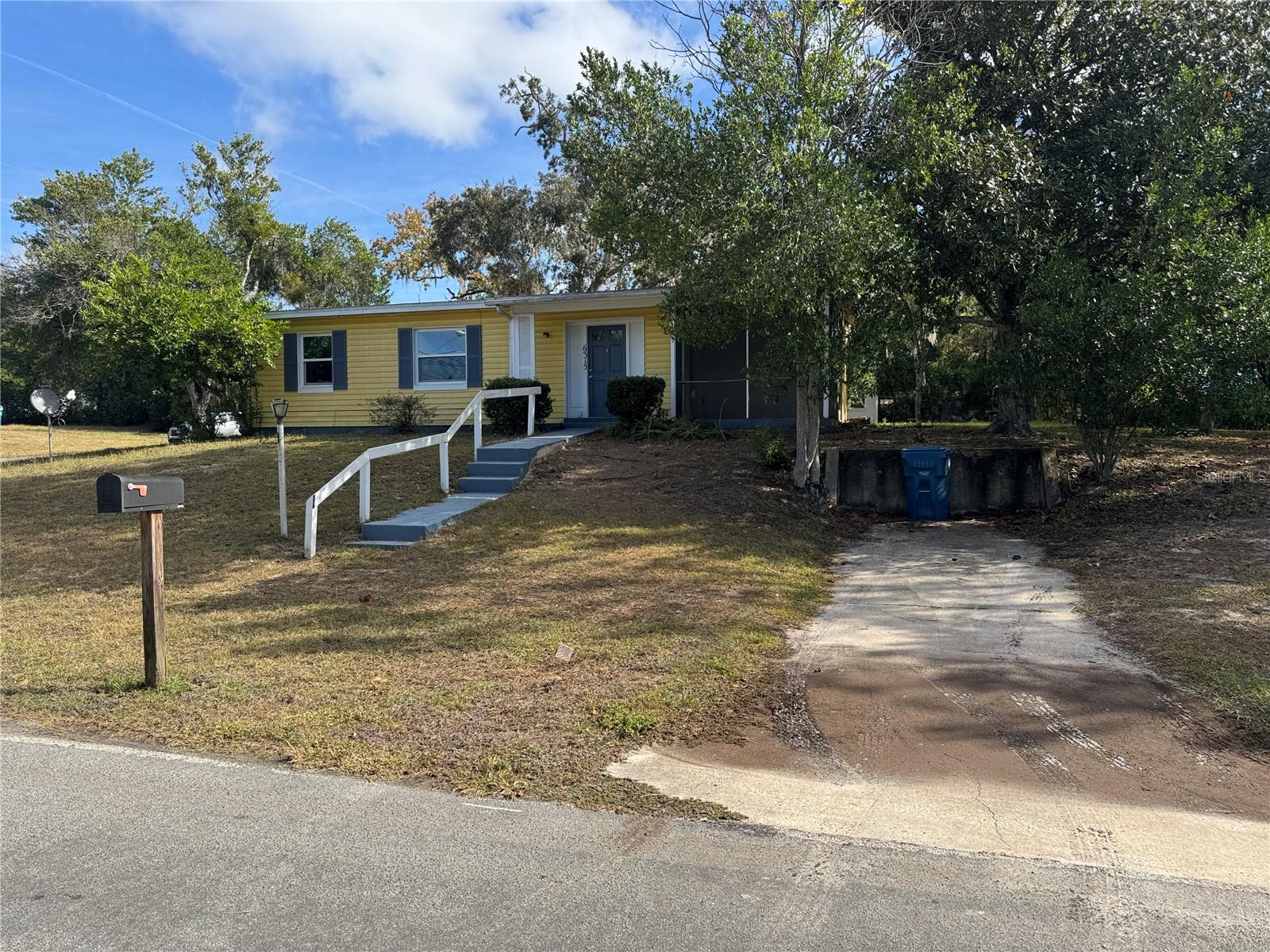 SPRING HILL - Residential Lease