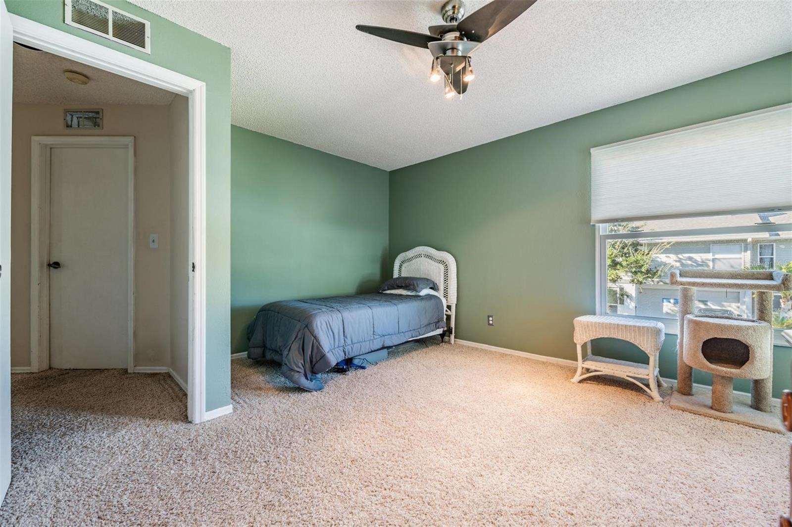 OAKLEAF CLUSTER HOMES - Residential