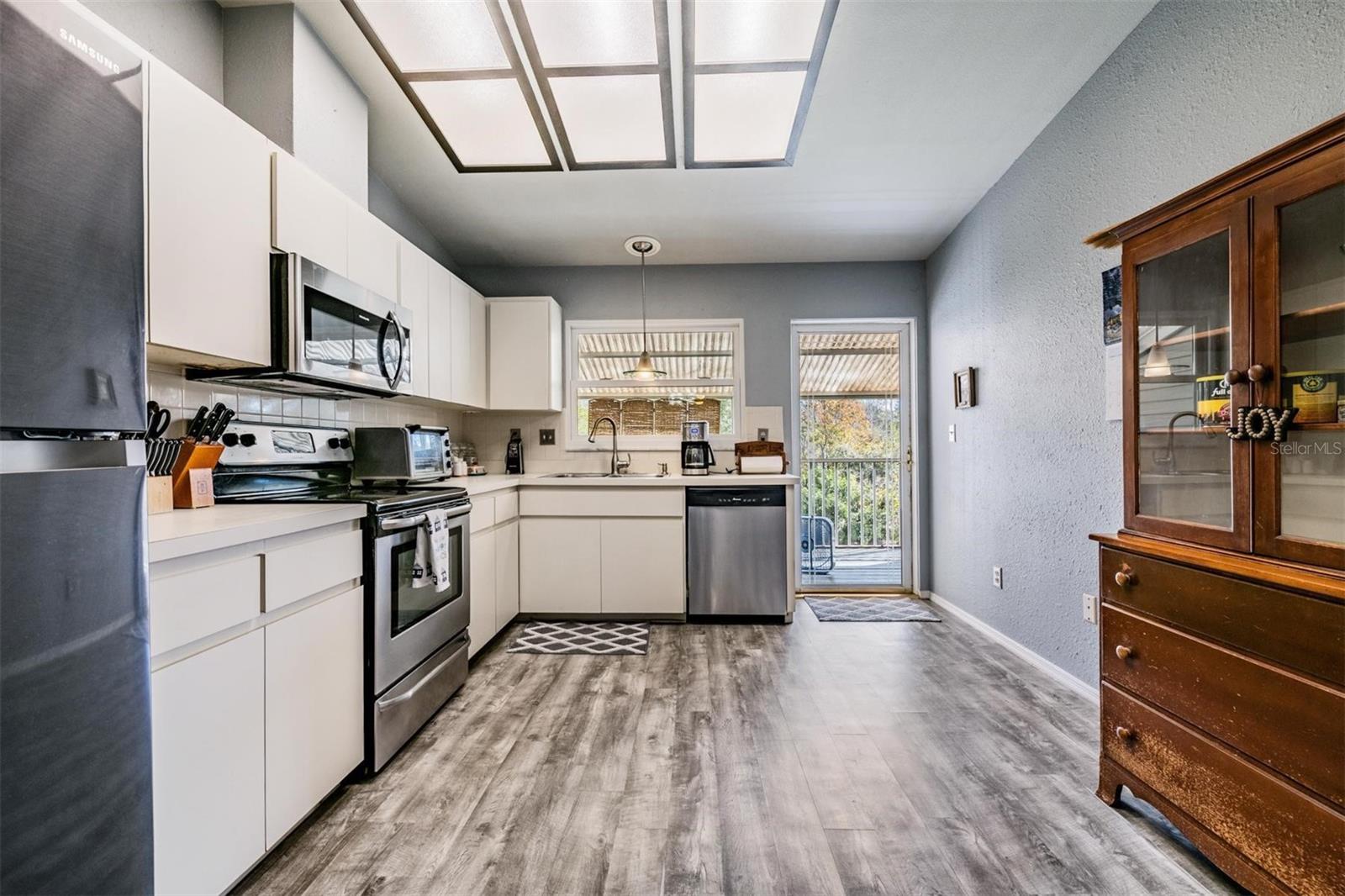 OAKLEAF CLUSTER HOMES - Residential