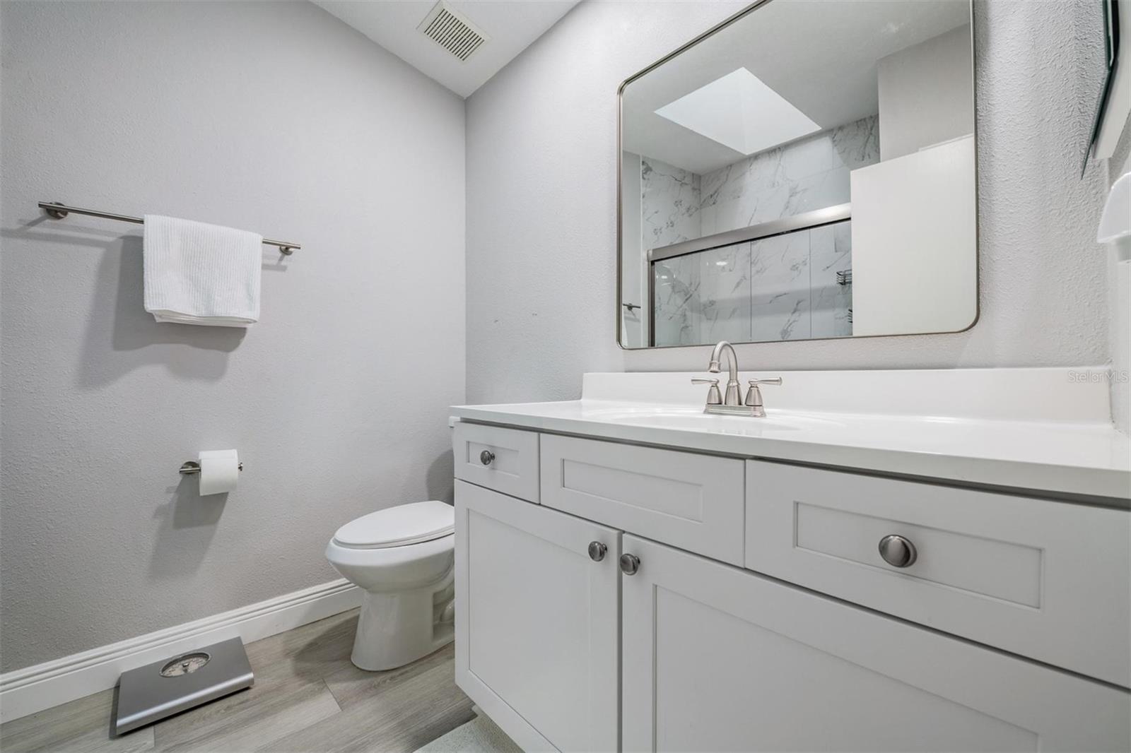 OAKLEAF CLUSTER HOMES - Residential