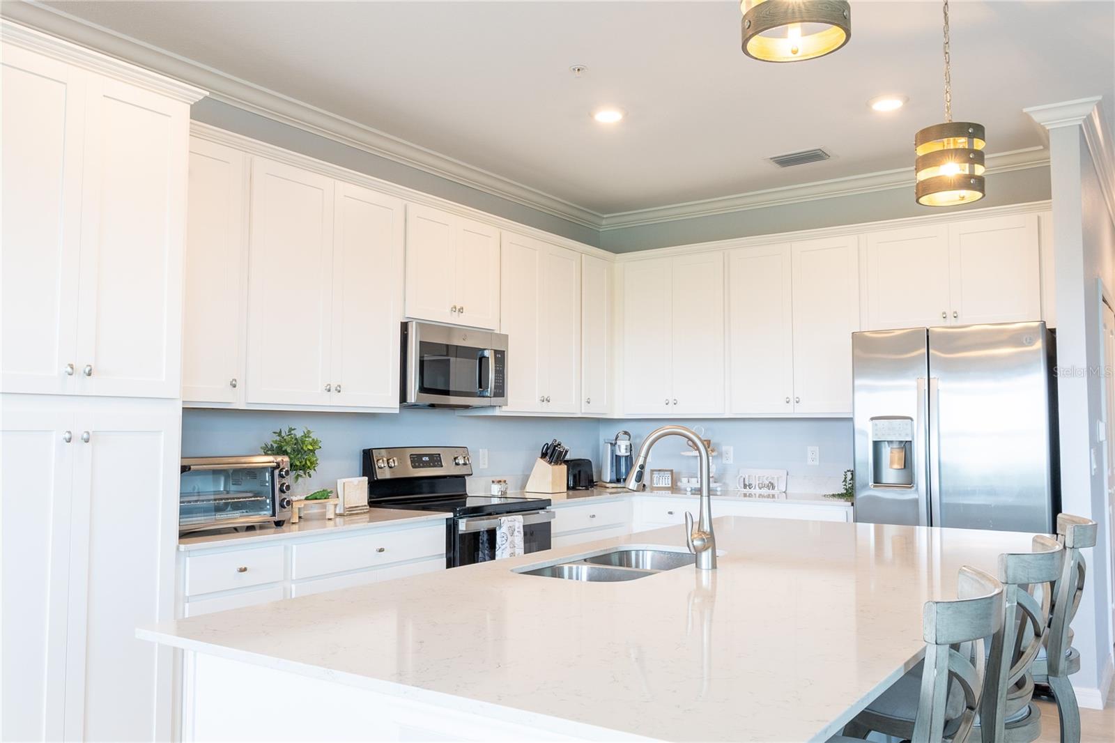 17902 GAWTHROP DRIVE 401