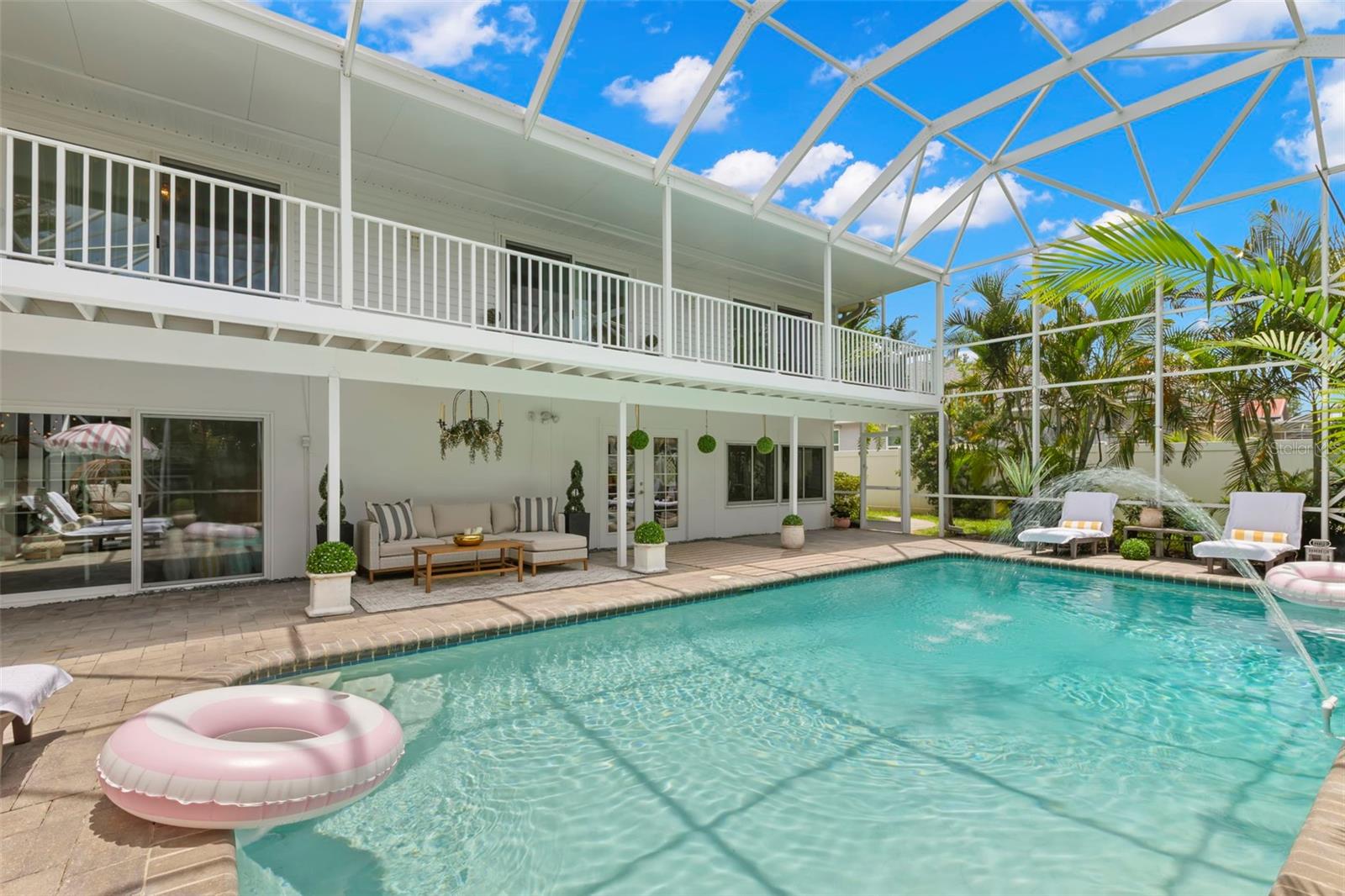 TIERRA VERDE - Residential