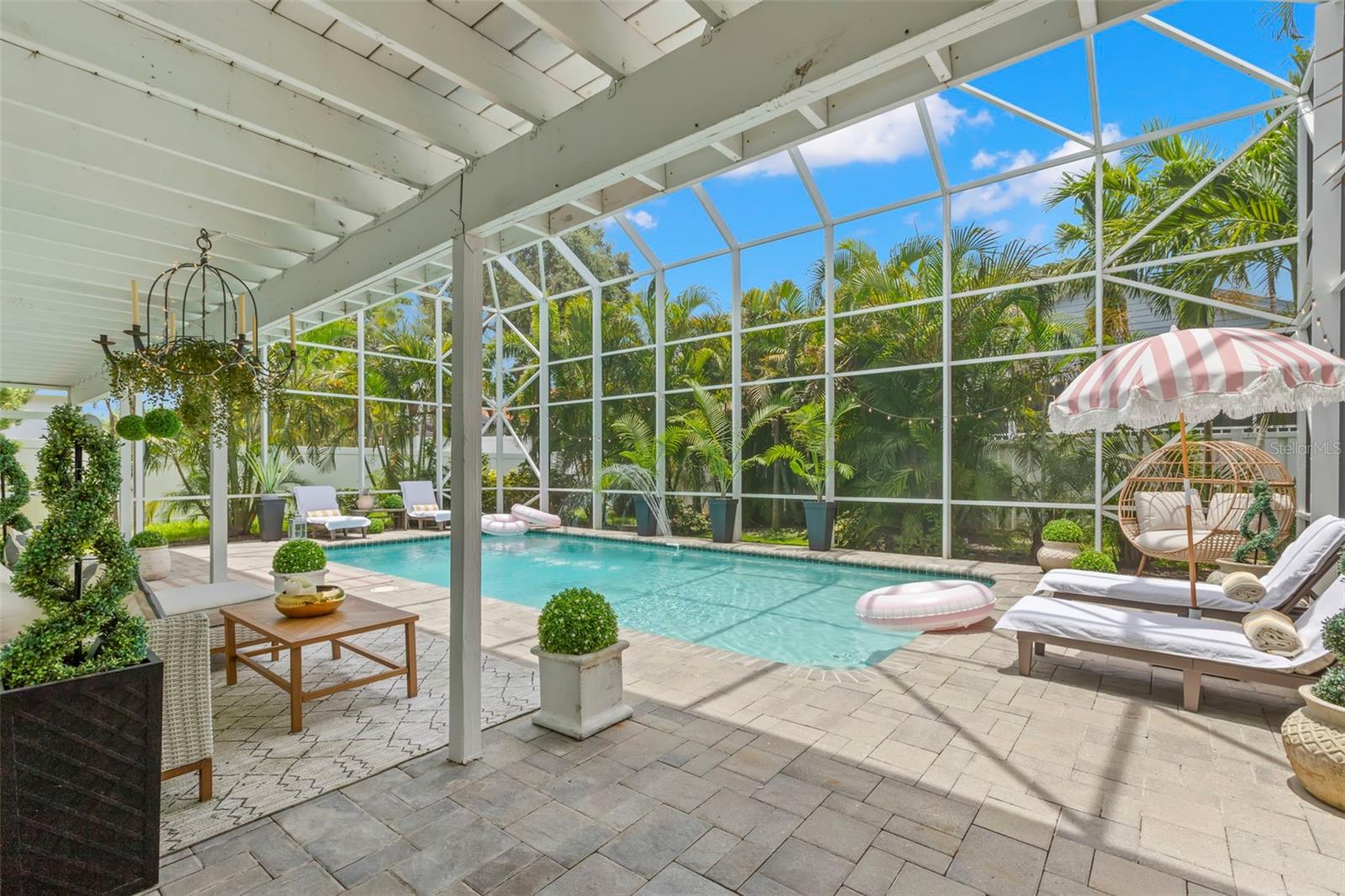 TIERRA VERDE - Residential