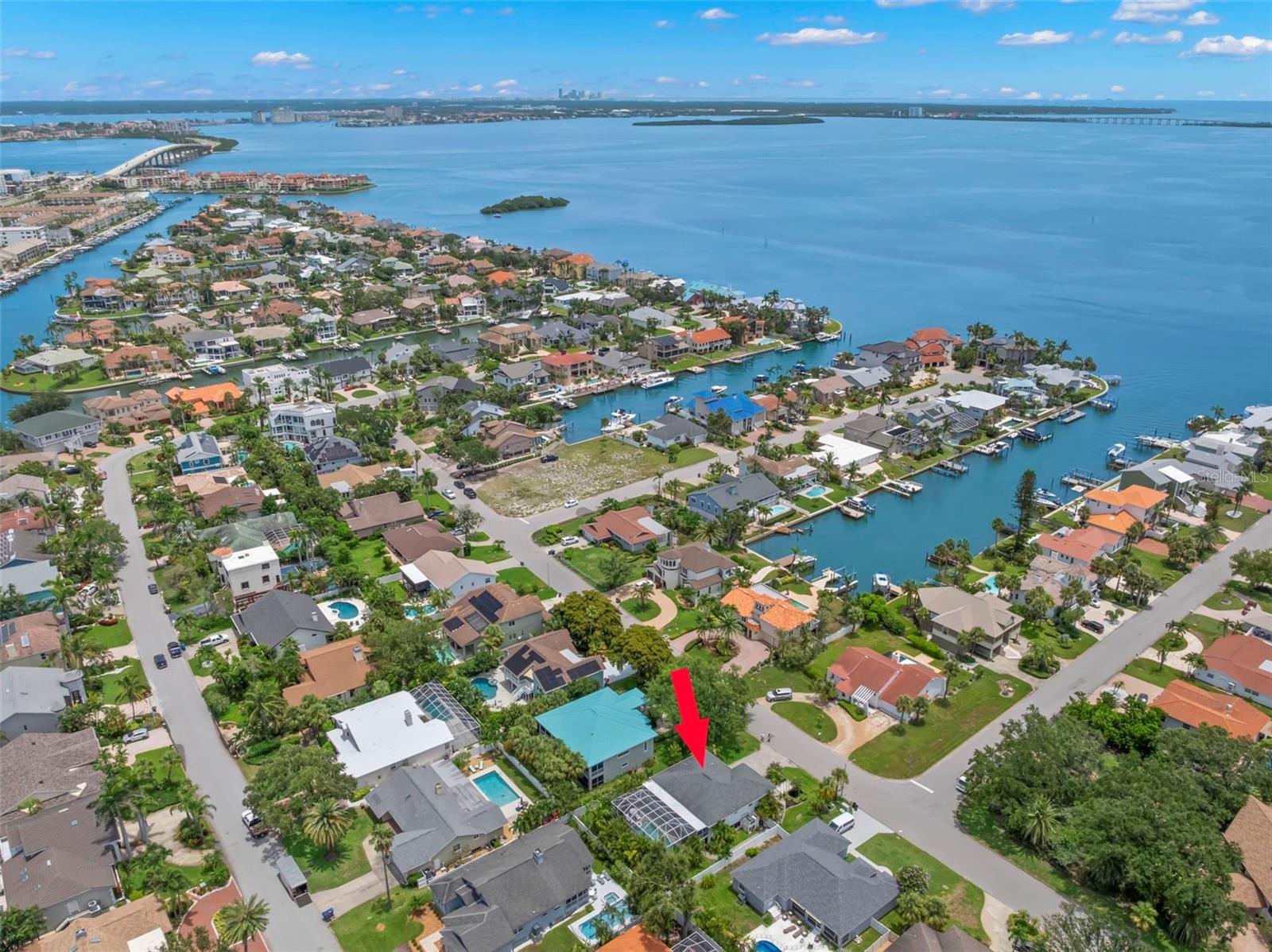 TIERRA VERDE - Residential