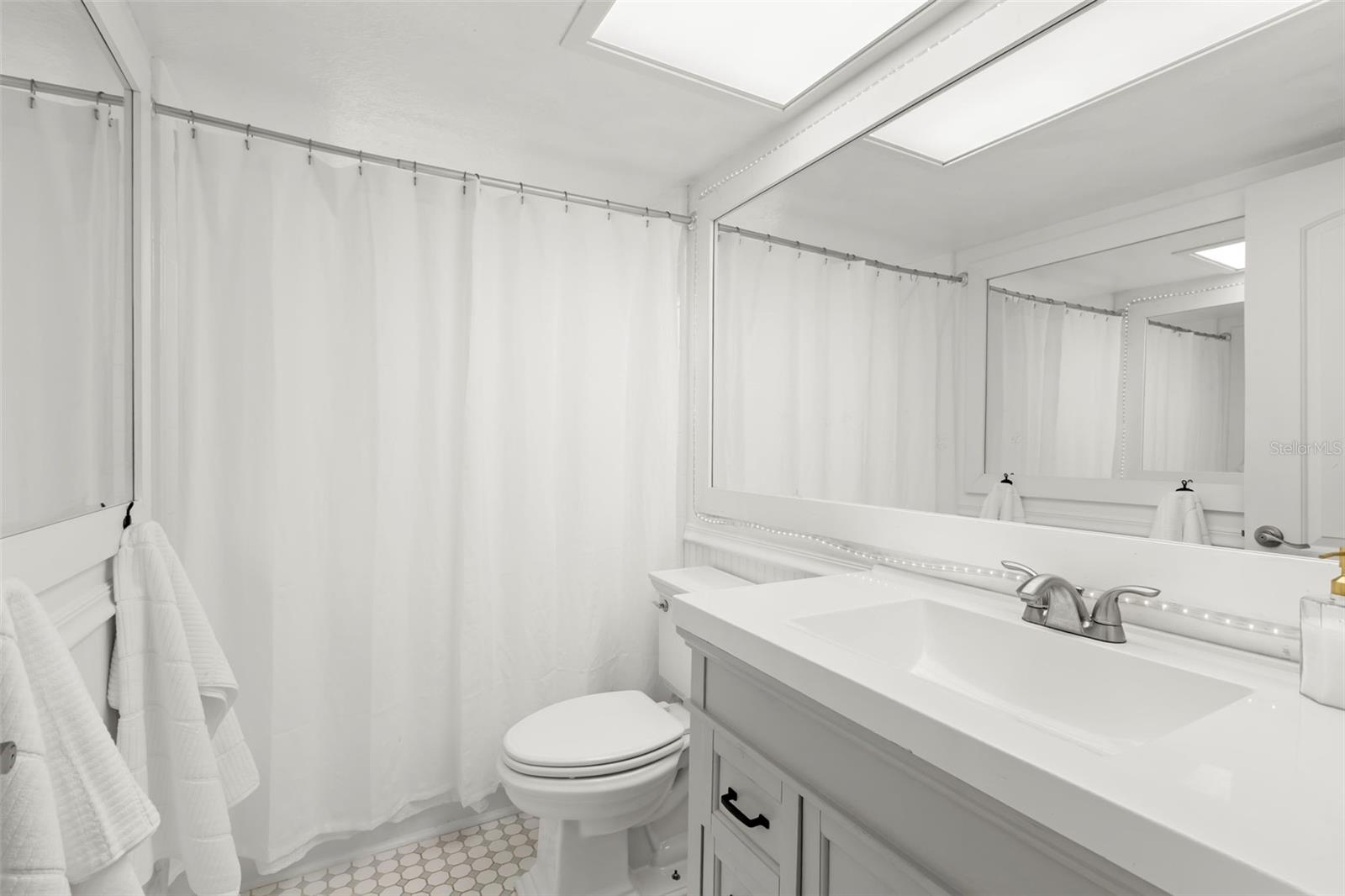 TIERRA VERDE - Residential