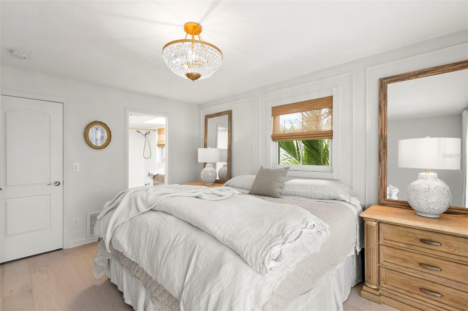 TIERRA VERDE - Residential