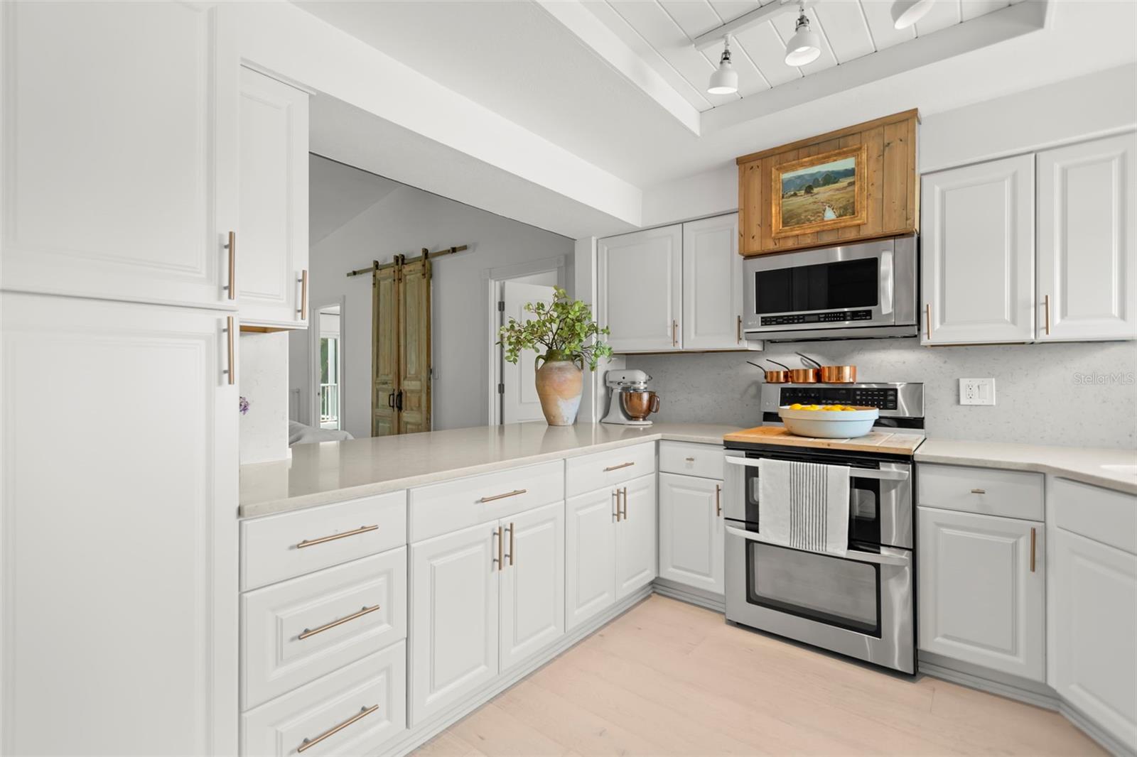 TIERRA VERDE - Residential