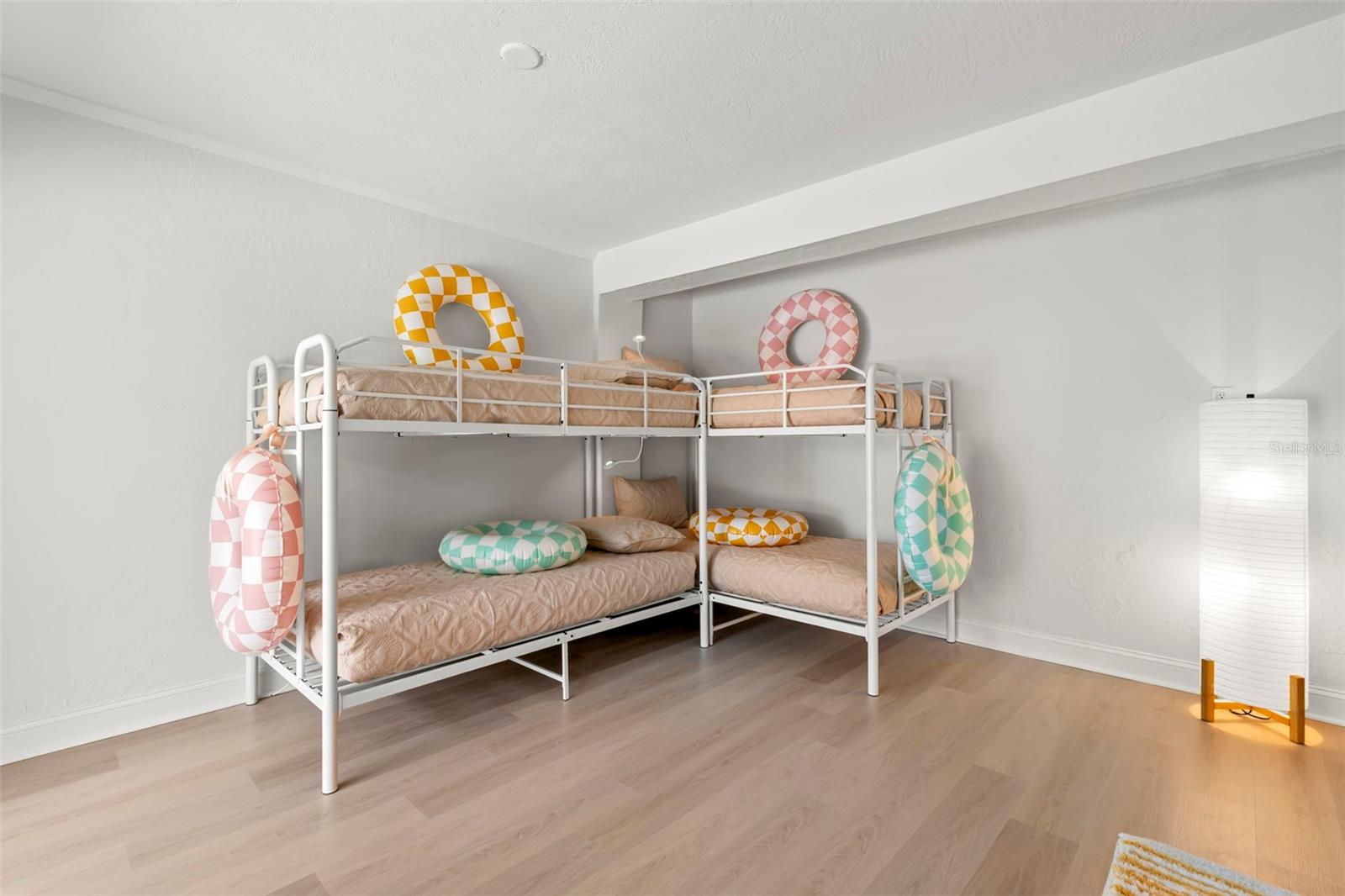 TIERRA VERDE - Residential