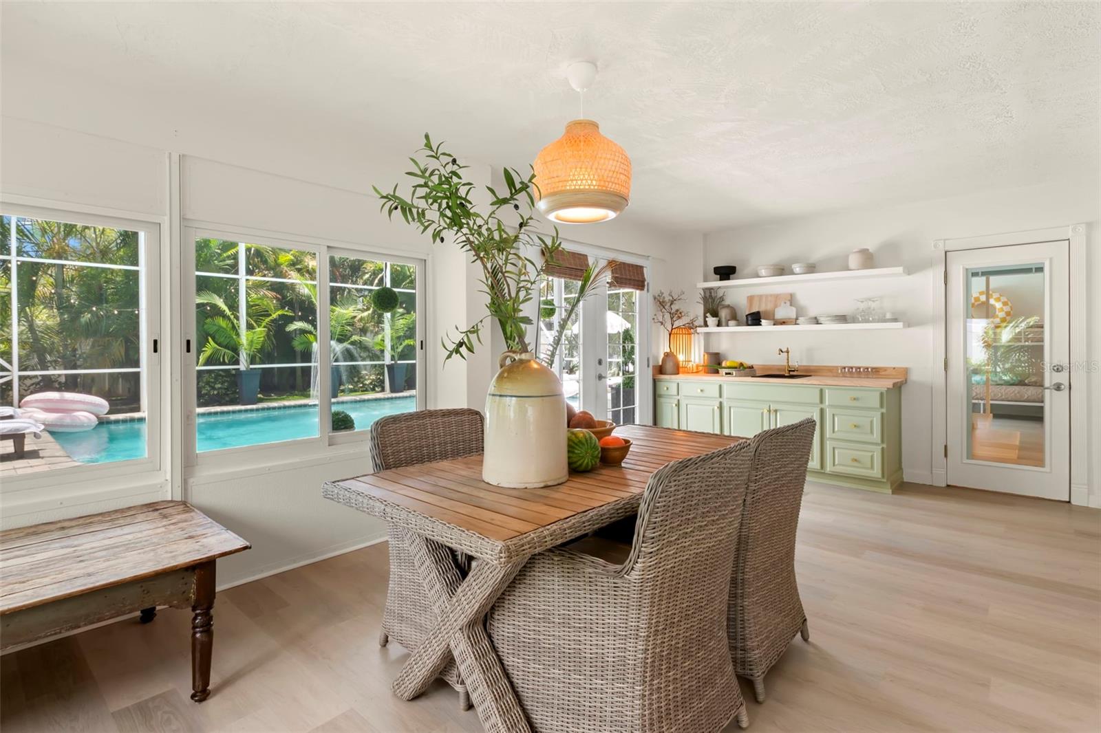 TIERRA VERDE - Residential