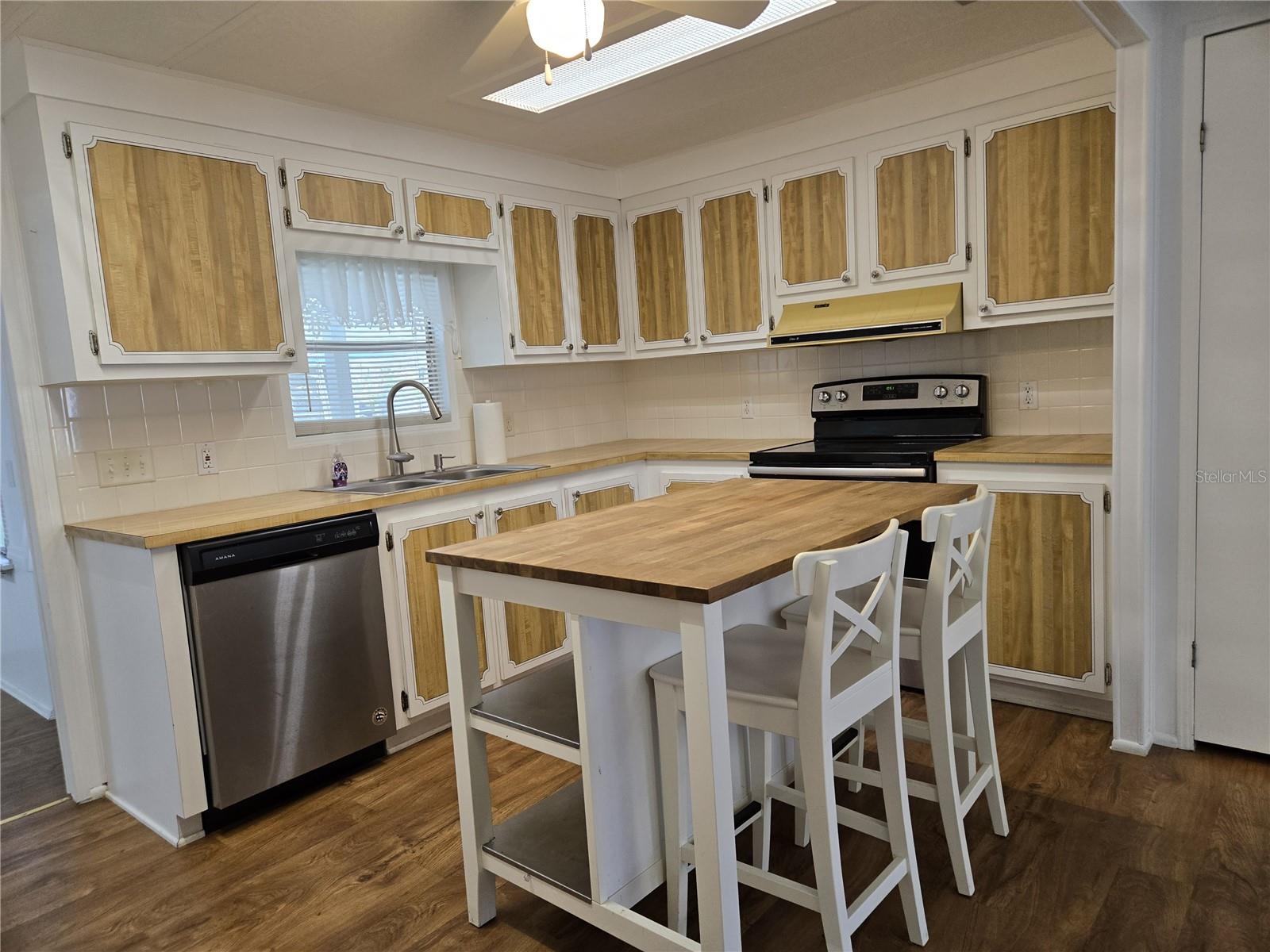 CITRUS RIDGE VILLAGE CONDO - Residential