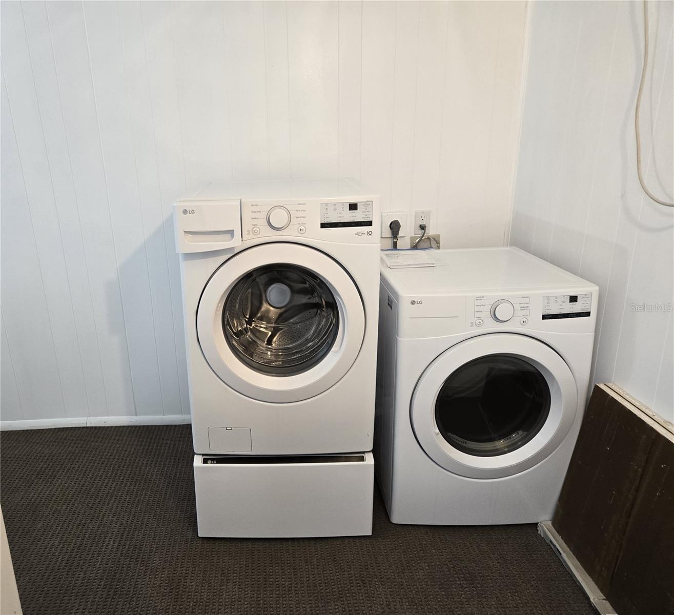 CITRUS RIDGE VILLAGE CONDO - Residential