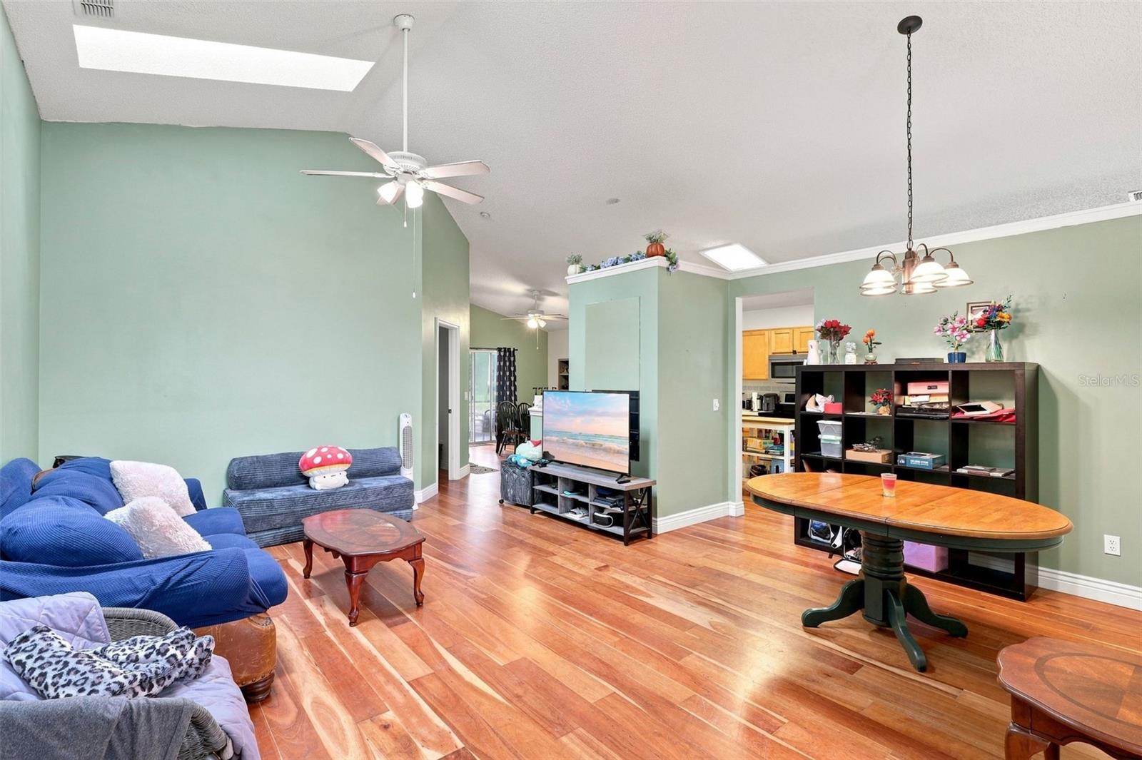 13637 EMERALDVIEW DRIVE