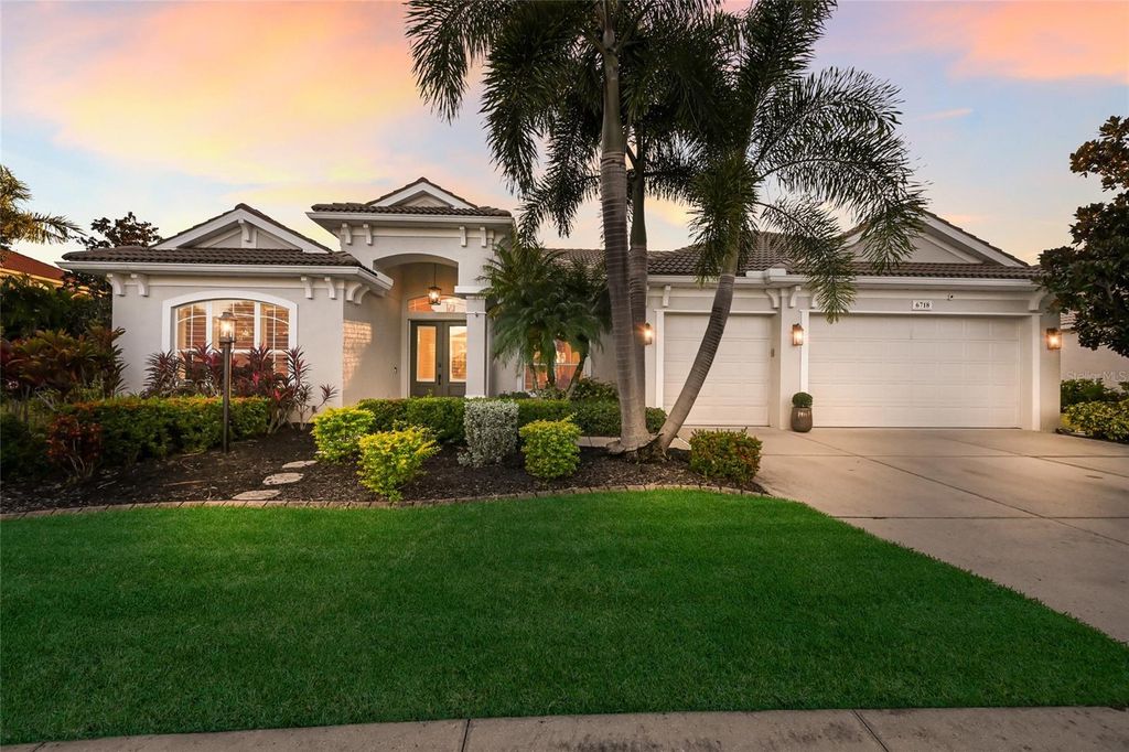 Photo of 6718 Ladyfish Trail, Lakewood Ranch, FL 34202 (MLS # A4674962)