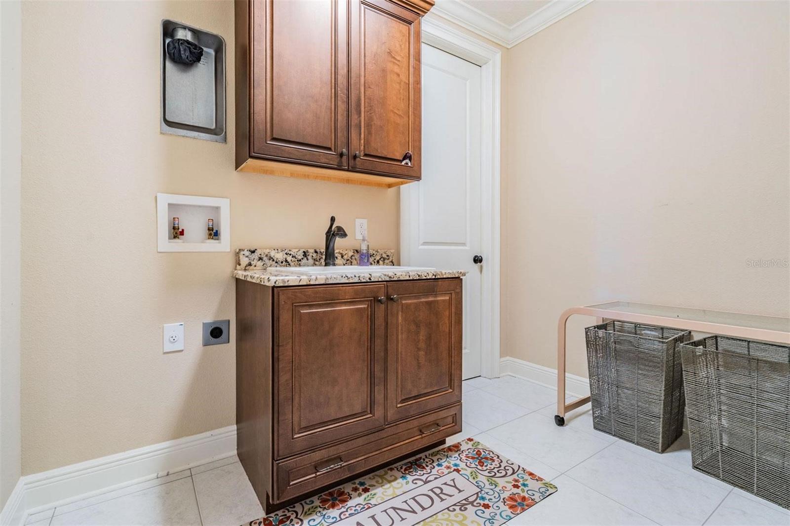 RESERVE ON ROCK LAKE - Residential