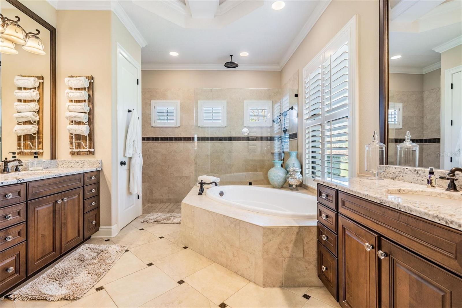 RESERVE ON ROCK LAKE - Residential