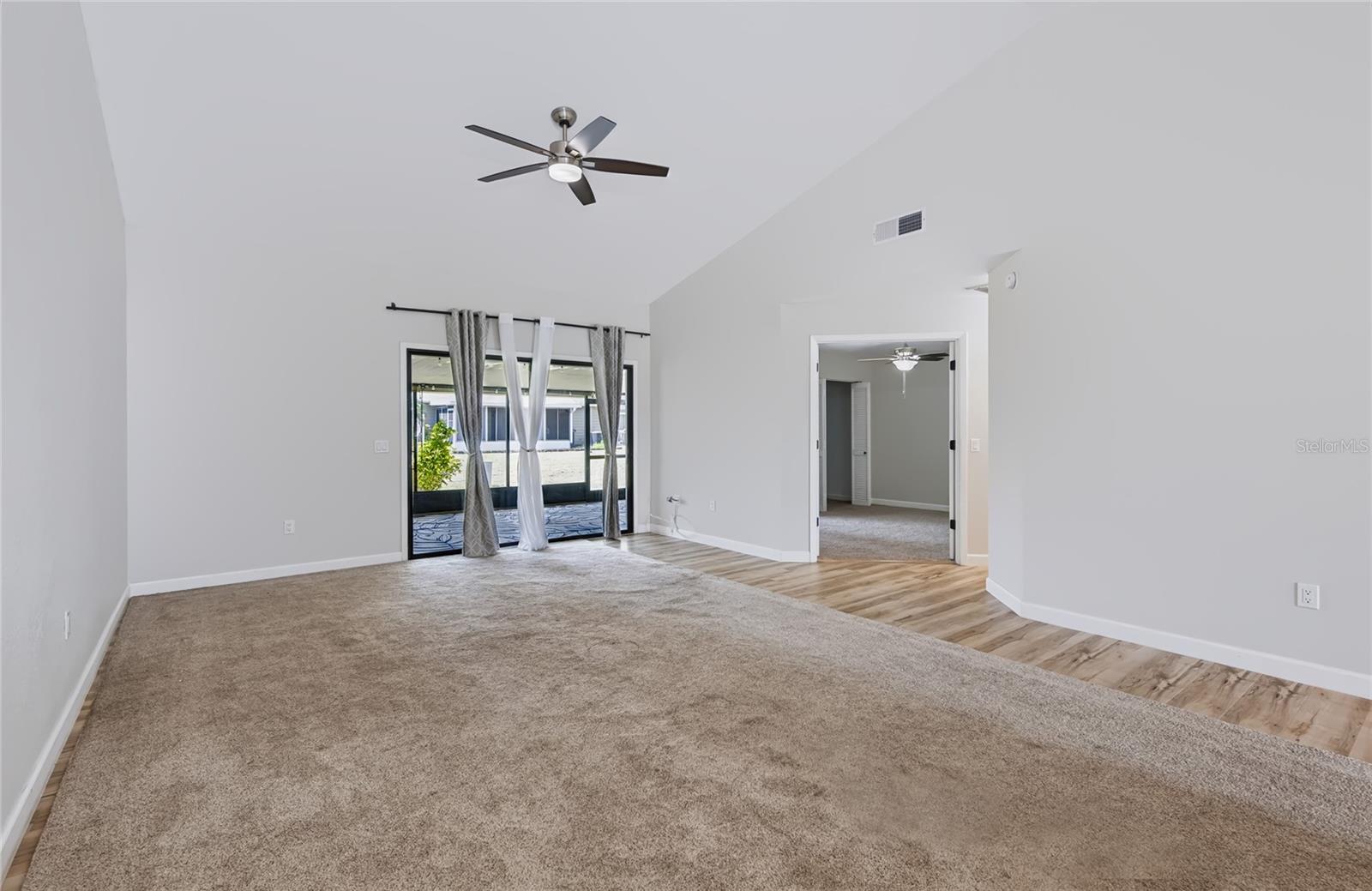 2478 BENTLEY DR